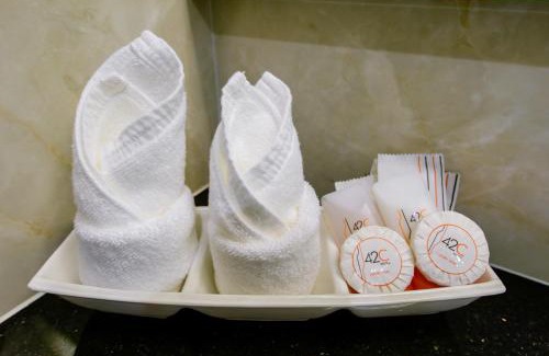 Nakhon Sawan Hotel | Discover 42C The Chic Hotel: Pool, Spa & Family-Friendly Stay