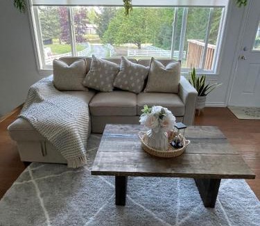 Langley House | Pet-Friendly Retreat at 43 Ave Farm House Langley