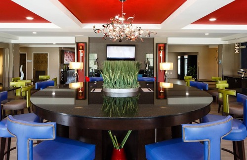 El Reno Hotel | Spacious 340 m² Hotel for Groups of 127 Guests