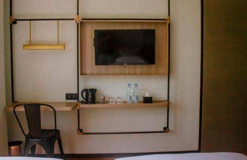 Ternate Hotel | Cozy 18 m² Hotel for 3 Guests – Guest Rated: 9/10