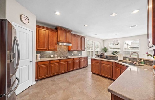 Deer Park House | Family-Friendly Houston House with Arcade Game Room