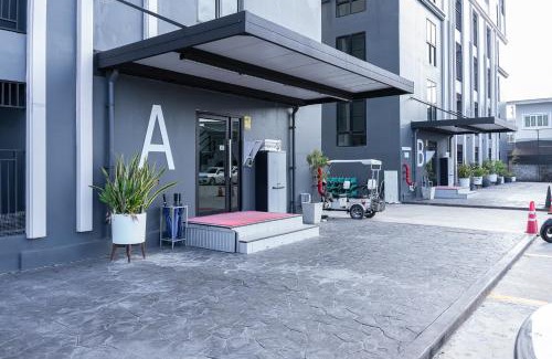 Khlong Luang Hotel | Family-Friendly Getaway at 44 Residence and Resort