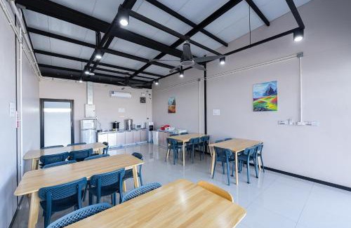 Khlong Luang Hotel | Family-Friendly Getaway at 44 Residence and Resort