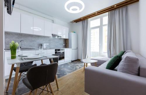 Svyatoshyns'kyi District Apartment | 45 Kyiv Lovely Apartment in Nyvky Park