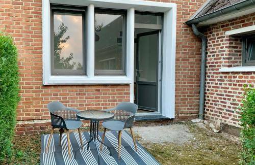 Niergnies Bed & Breakfast | Cozy 45 m² Bed and Breakfast with Kitchen for Two Guests