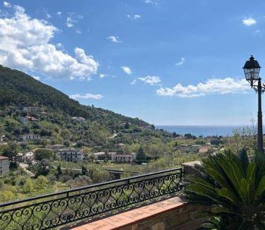 Montecorice Bed & Breakfast | Cozy Bed and Breakfast for Four with Eco-Friendly Amenities