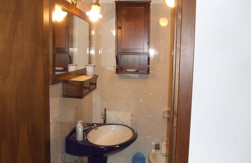Bagnoregio House | Comfortable 2-Bedroom House with Pool and Mountain Views