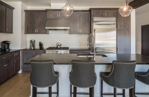 Big Sky House | Kid-Friendly Retreat at 45 North Condo 235A Awaits You