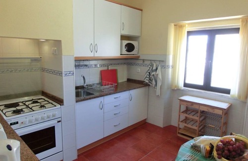 Praia das Macas Cottage | Beachside Retreat with Private Gardens at Praia das Maçãs
