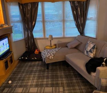 Stranraer Other | Stay at 47 Lochview: Oceanfront Retreat with Pool Access