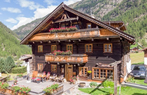 Zwieselstein Villa | Cozy 47 m² Villa with Kitchen for 4 Guests