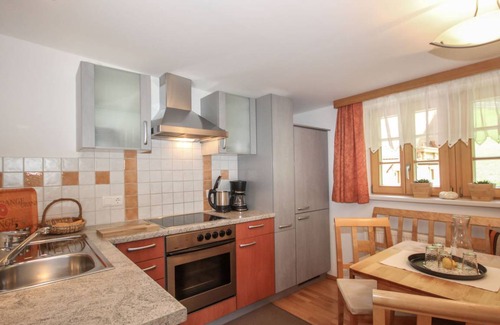 Zwieselstein Villa | Cozy 47 m² Villa with Kitchen for 4 Guests