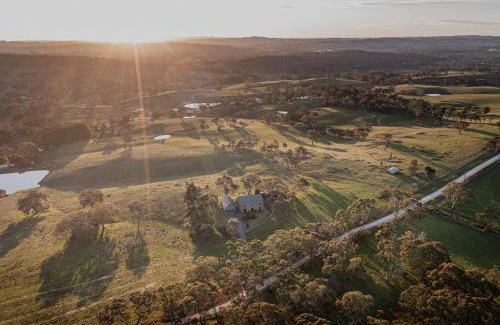 Talunga Villa | Idyllic 47 Woolshed Road: Pet-Friendly Adelaide Hills Retreat