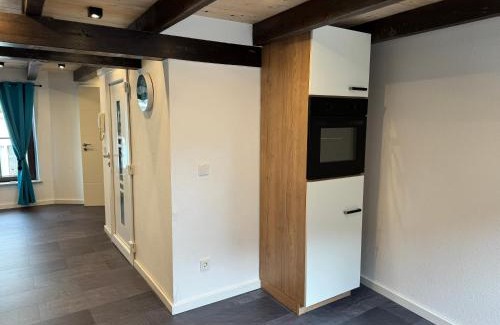 Siegburg Apartment | Child-Friendly 4711 Suite: Guest Rated 9/10 for Comfort