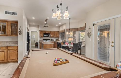 Ahwatukee Foothills House | Relaxing Stay at 47th Ahwatukee Phoenix - Pool & Hot Tub