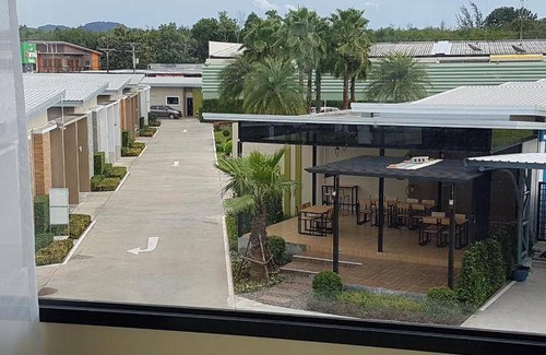 Thung Song Resort | Spacious 48 m² Resort for Up to 3 Guests with Kitchen