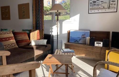 Erquy Villa | Relaxing Maison T3 with Beach Access at Caroual
