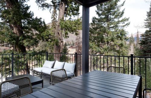 Purgatory House | Discover 49330 Highway 550: Pet & Child-Friendly Haven