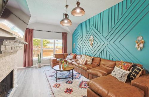 Saginaw House | 4BD 2BA Saginaw Sanctuary - Pool Firepit Laundry