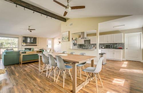 Northwest Dallas House | Group Getaway in Northwest Dallas with Family-Friendly Amenities