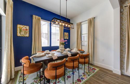 North Houston House | 4BD Home - Movie Nights - 6 Mins Houston Heights