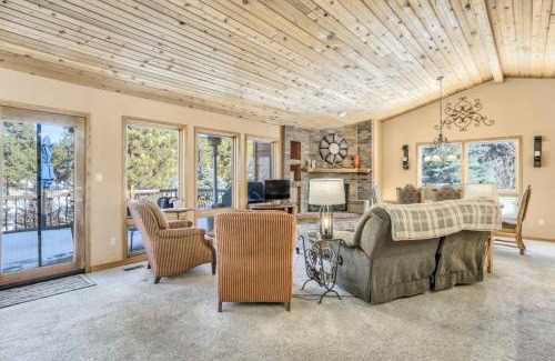 Woodmoor House | Cozy Woodland Lodge with Pool Table and Dog-Friendly Vibes