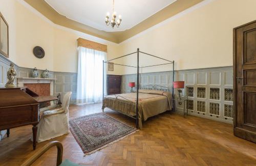 Oltrarno Apartment | Elegant 4-Bedroom Apartment with Pool and Ocean Views