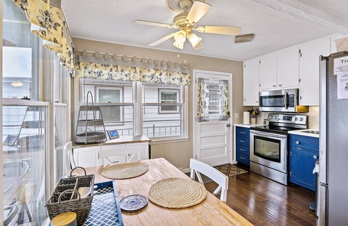 Roach House | Ideal Retreat: Sleeps12 with Private Dock & Ocean Views