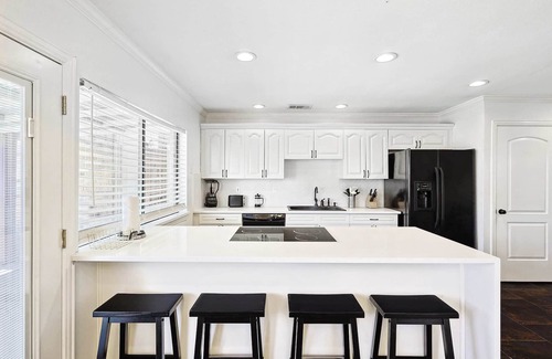 Plano House | Chic Central 4 BR Home with Hot Tub and Play Area