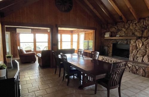 Mineral Wells House | Experience Breathtaking Views in a Family-Friendly Retreat