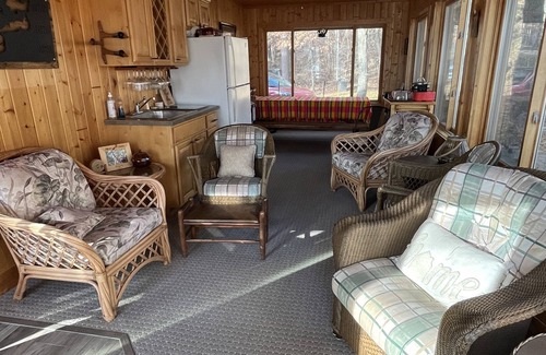 Pequot Lakes House | Beautiful Lakeside Home with Spa & Pet-Friendly Amenities