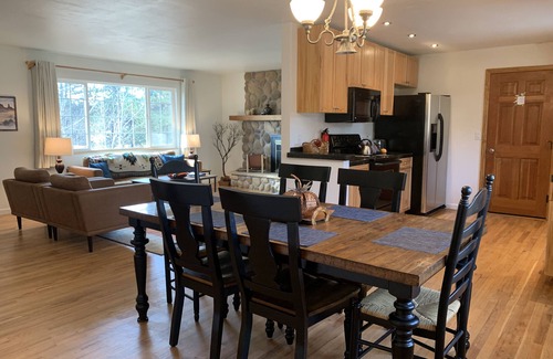 Colorado Springs House | Experience Pine Ranch: Hot Tub, Game Room & Fire Pit