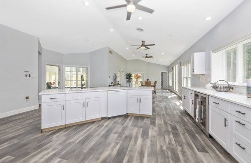 Washington County House | Family Retreat with Indoor Pool and EV Charger by Park
