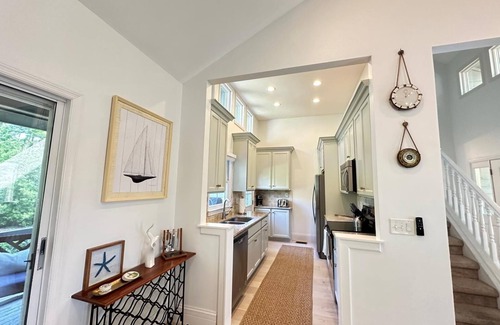 Okatie House | Ideal 4BR Island Retreat with Golf, Pool & Ocean Views