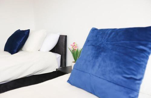 Harehills House | 4BR - 8 Beds - Free Parking - Long stay Discounts
