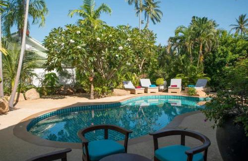 Hua Thanon Villa | Relax at Hua Thanon2: Oceanfront Haven with Pool