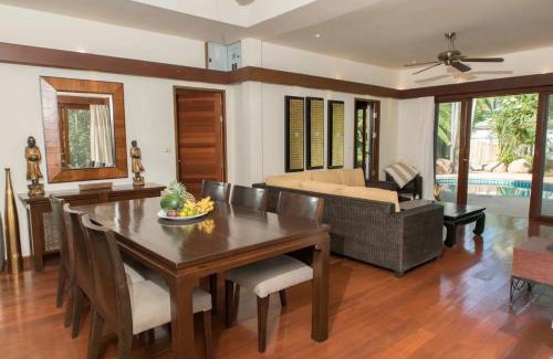 Hua Thanon Villa | Relax at Hua Thanon2: Oceanfront Haven with Pool