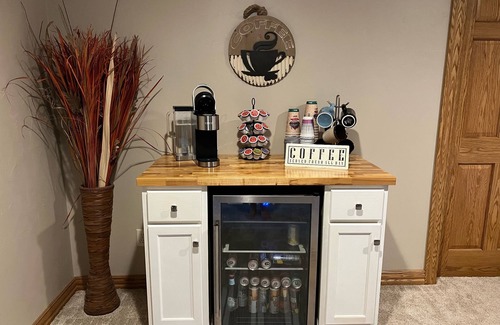 Howard House | Family-Friendly 4BR Home Just Minutes from Lambeau Field