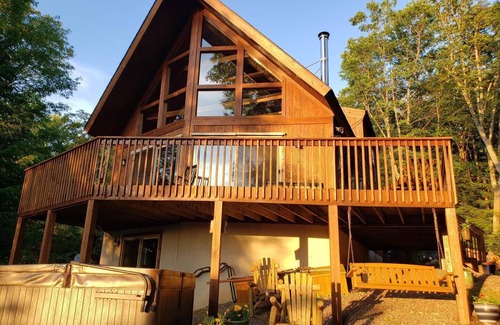 Crellin House | Cozy 4BR Home in Yough Mtn Resort, Near Deep Creek Lake