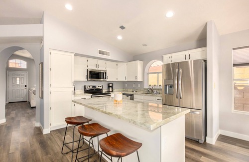 Avondale House | Heated Pool Oasis: Guest Rated 10/10 for Families
