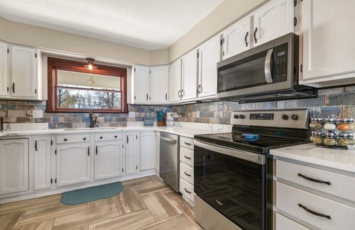 North Webster House | Webster Lakefront Retreat: Fishing, Boating & Ocean Views