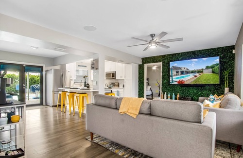 Palm Springs House | Family Oasis with Pool, Pet-Friendly Near I-95 - 10/10 Rated