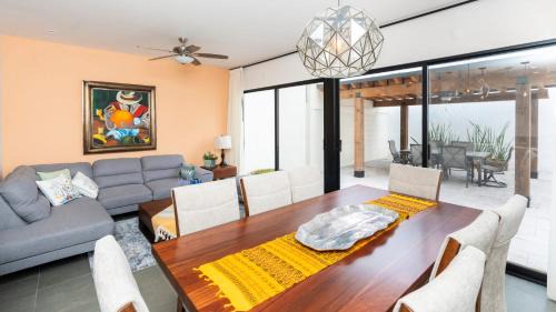 Fraccionemente La Lejona House | Premier 4BR Oasis with Pools, Gym & Pet-Friendly Amenities