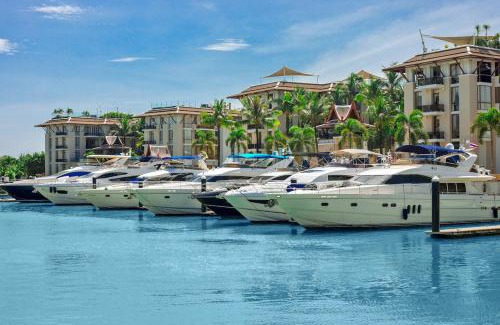 Koh Kaew Apartment | Exclusive 4BR Penthouse at Royal Marina with Rooftop Pool