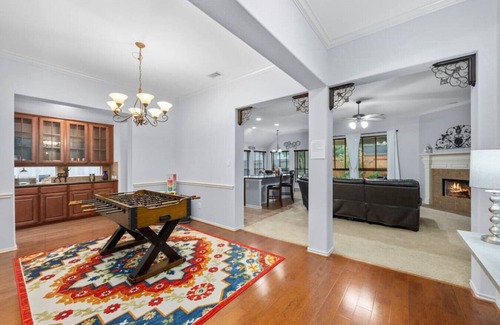 Houston Apartment | Inviting 4 Bedroom Houston Home Near Sam Houston Race Park