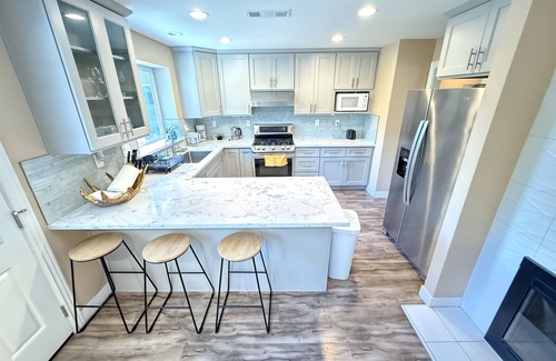 South Sundale House | 4BR Spacious Fremont Home for Families, Near Silicon Valley & Parks
