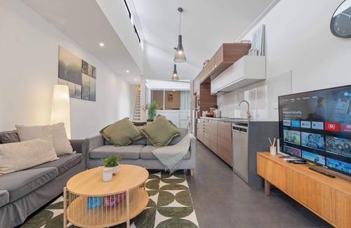 Pyrmont House | 4BR Townhouse Villa Terrific 9Mins Walk Darling Harbour