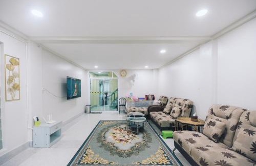 Hat Yai House | Family-Friendly Paradise Found - 4BR Near Lee Garden
