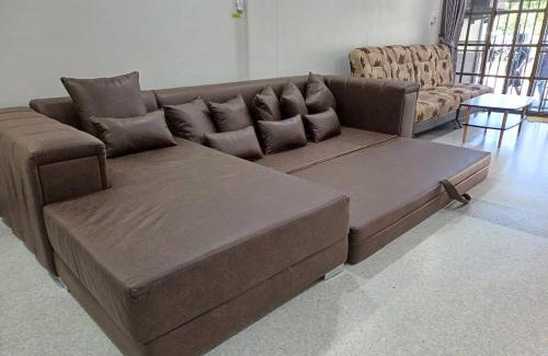 Hat Yai House | Family-Friendly Paradise Found - 4BR Near Lee Garden