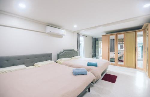 Hat Yai House | Family-Friendly Paradise Found - 4BR Near Lee Garden
